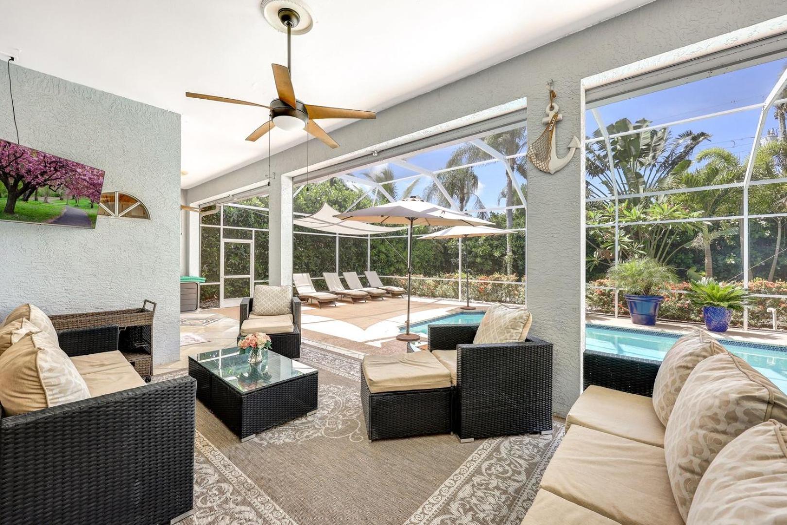 Lux Family 3 Bedroom With Pool Villa Walk To Beach And Mercato North North Naples 외부 사진