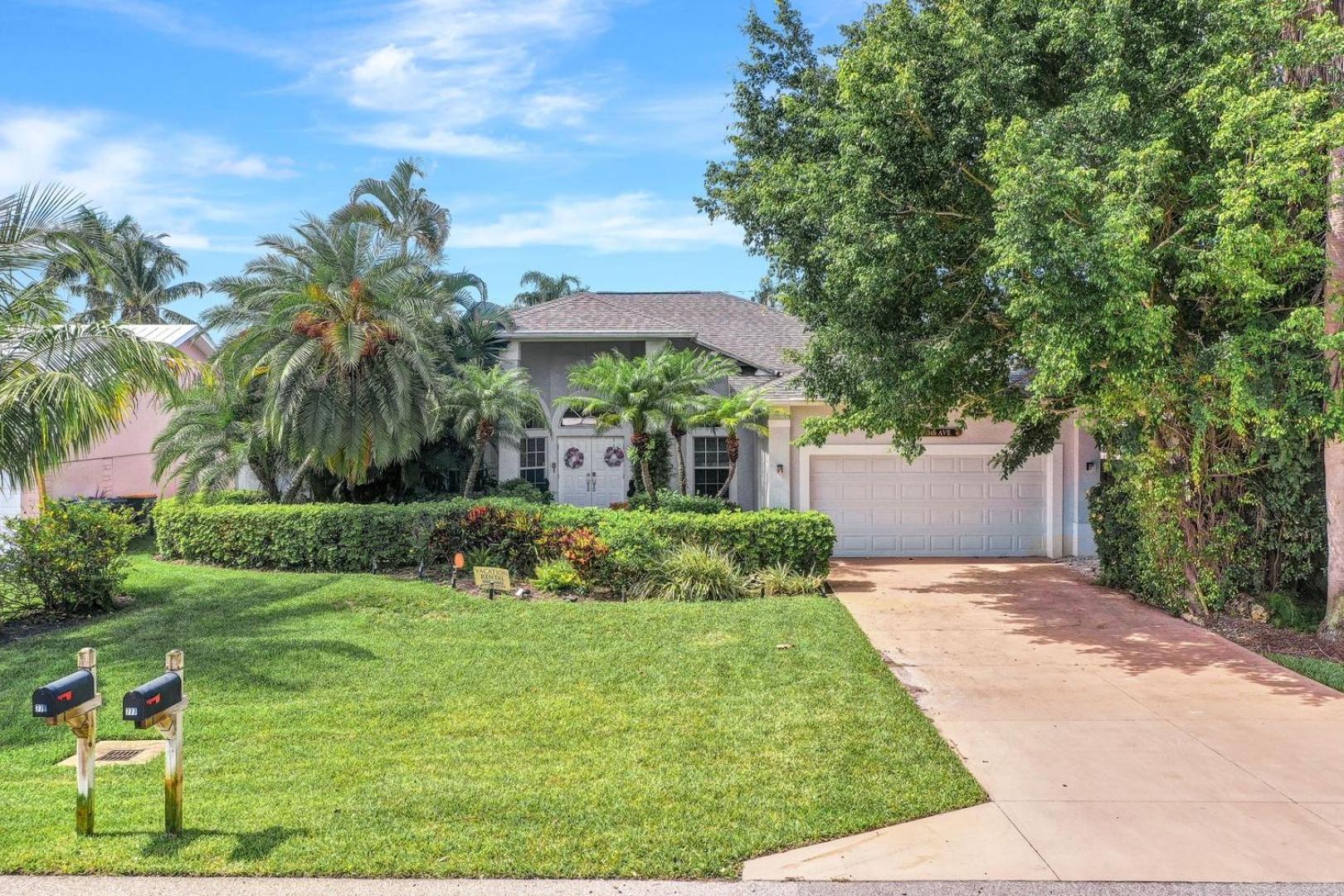 Lux Family 3 Bedroom With Pool Villa Walk To Beach And Mercato North North Naples 외부 사진