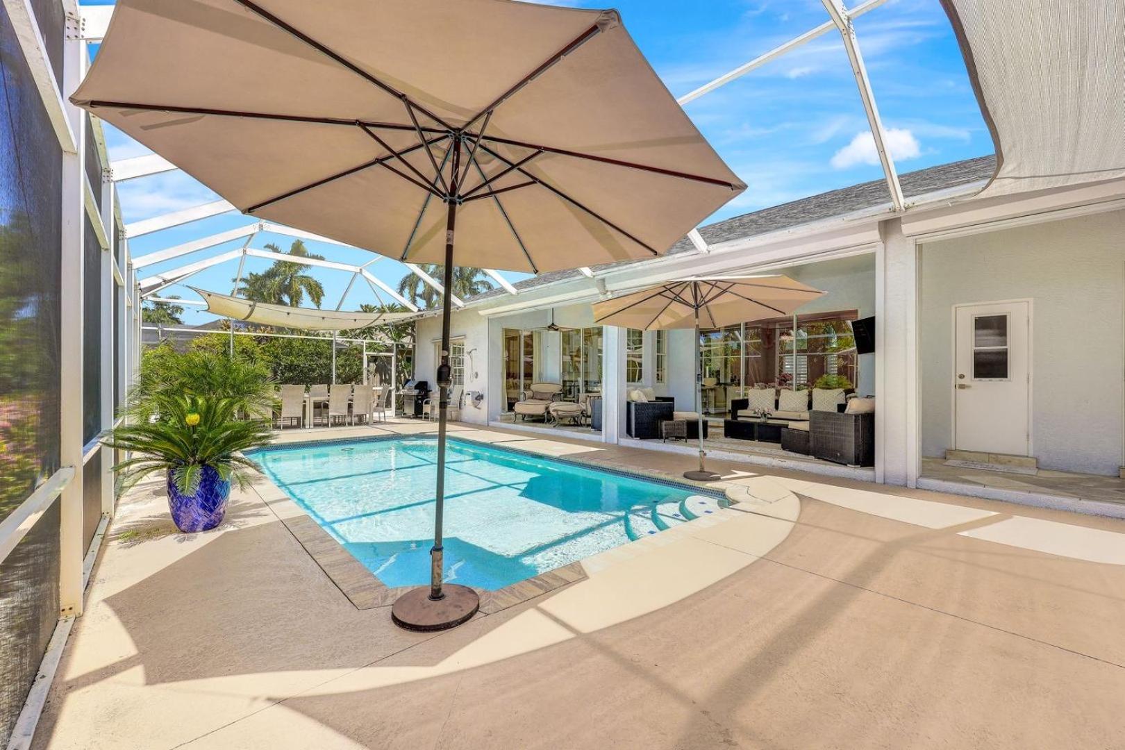 Lux Family 3 Bedroom With Pool Villa Walk To Beach And Mercato North North Naples 외부 사진
